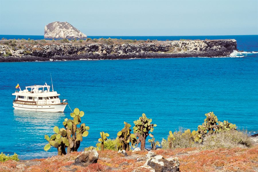 Expedition yacht in the Galapagos